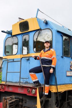 "Не волшебник, но сделаю все возможное": как Виктор Ладнев вдохнул жизнь в локомотивное депо Группы компаний “Приморский завод”.